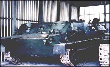 btr50-2.jpg (22993 bytes)