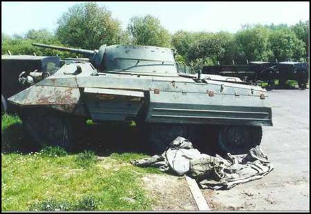 m8-3.jpg (29474 bytes)