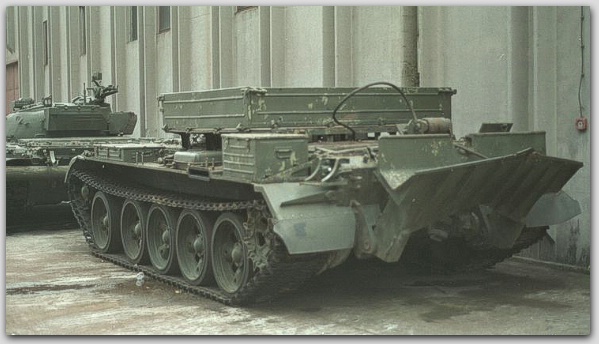 BST-2 tenk za izvlačenje